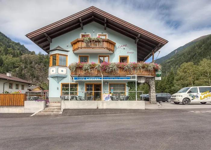 Gasthuis Monika Landerl Cafe Landerl 3*