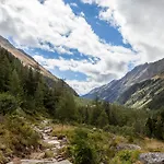 Πανσιόν Monika Landerl Cafe Landerl Matrei in Osttirol